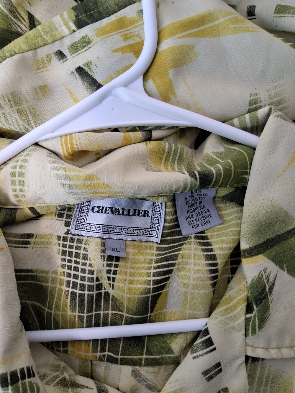 Short Sleeve Hawaiian Abstract‎ Print Button-Down Shirt in Green & Yellow - Picture 3 of 3